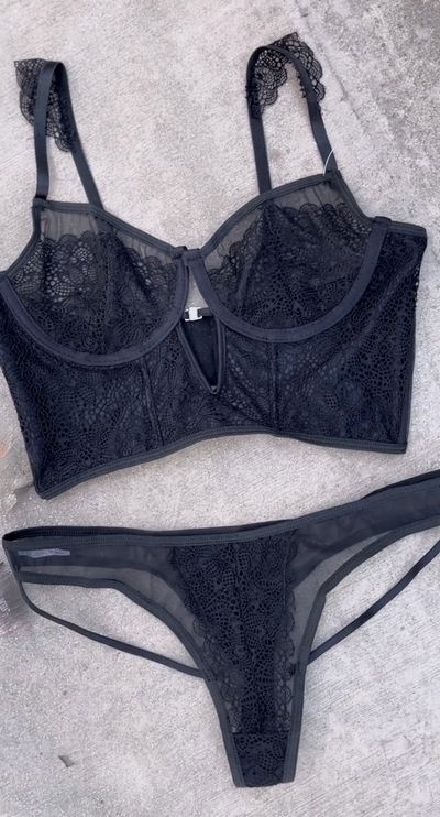 CONJUNTO ISADORA (NEGRO)