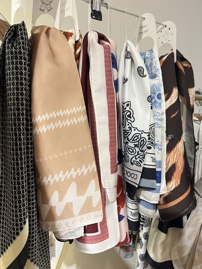 PAÑUELOS SEDA 70x70