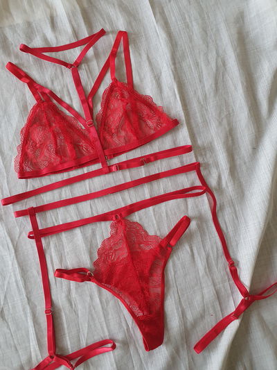 SET EROTICO VALIA