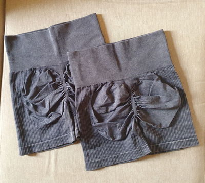 SHORT SEAMLESS CON 🍑 TOTAL BLACK 