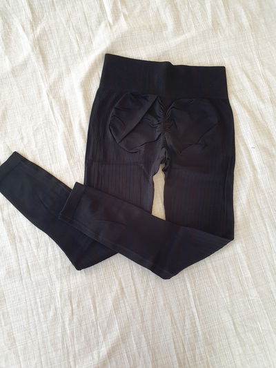CALZA SEAMLESS TOTAL BLACK ♡