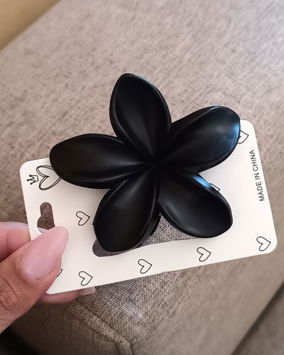 Broches Flor Negro Mate