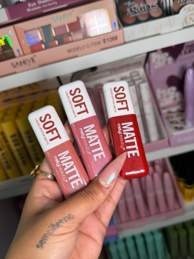 Labial matte MELY