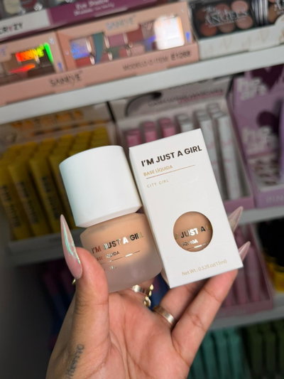 Base de rostro "i m just a girl" CITY GIRL