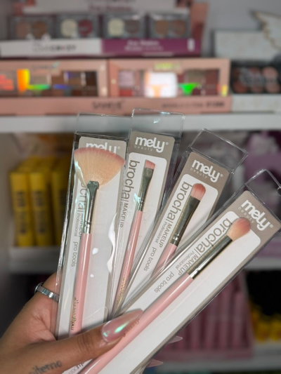 Brochas por unidad MELY