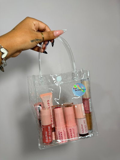 Kit de maquillaje de RUBY ROSE