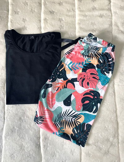 Pijama Largo - Leaves - Talle S - Manga corta