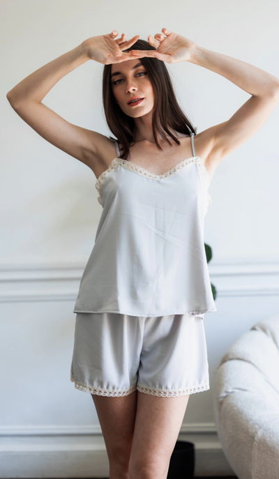 Pijama Corto de Seda Liso - Color Gris
