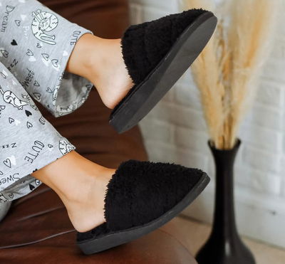 Pantuflas Negras -  Peluchito