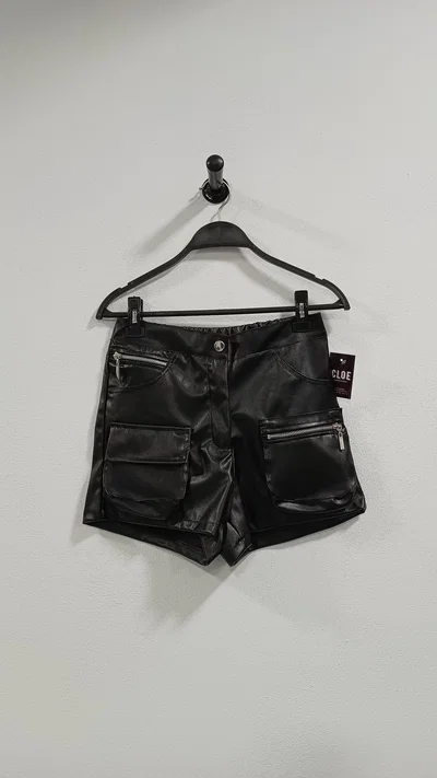 Short Cuerina Cargo