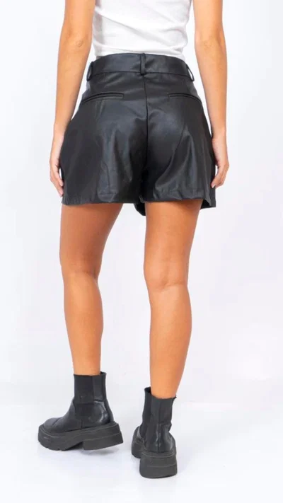 Short Ecocuero 