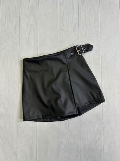 Short Pollera Cuerina 
