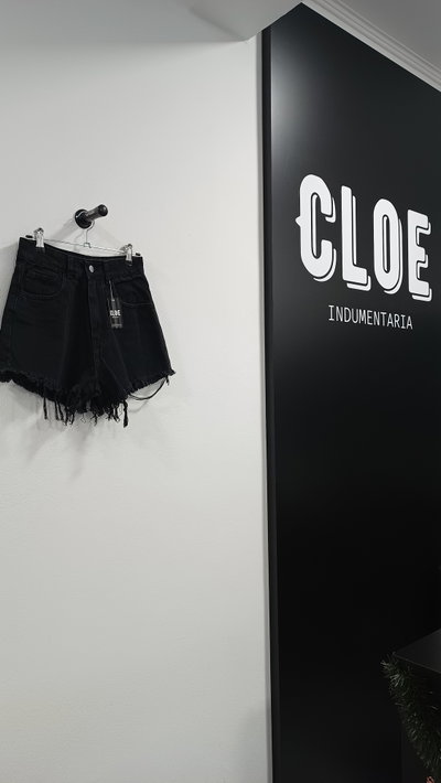 Short Desflecado Negro