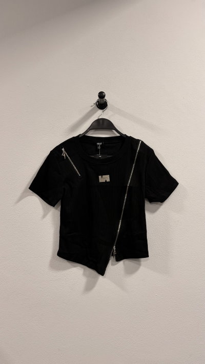 Remera Con Cierre