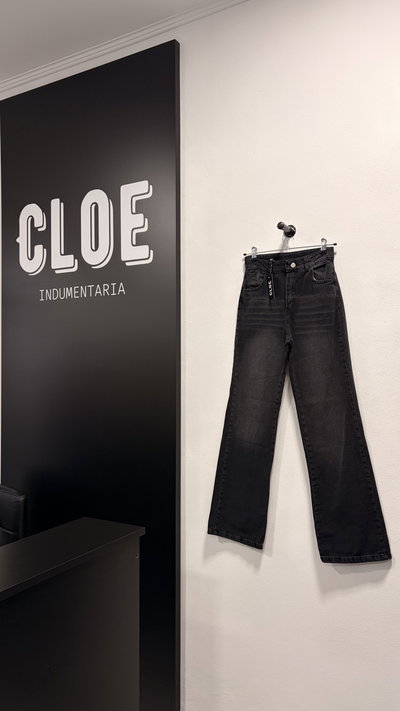 Full Length Negro Bigote