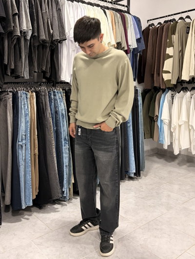 Jean Light Black Mom