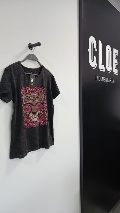 Remera M/C Felino