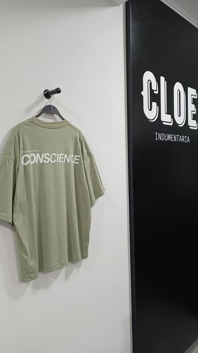 Remera Boxy Conscience