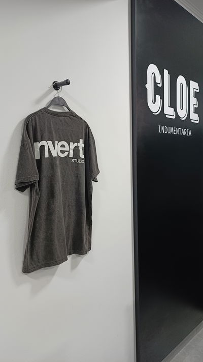 Remera Oversized Invert