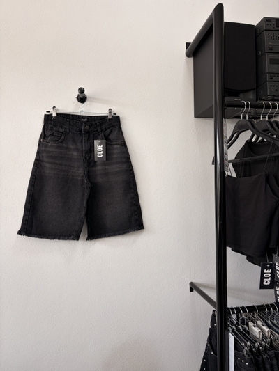 Bermuda Jean Negro Mujer