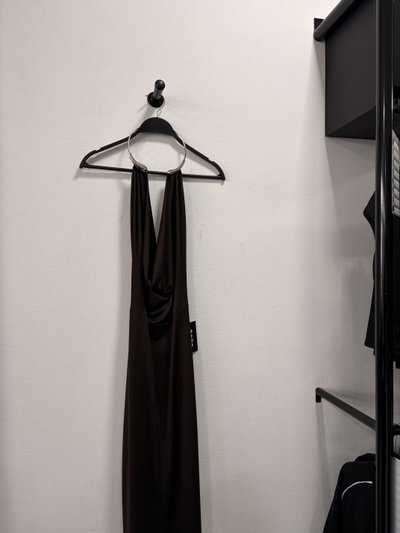 Vestido Microfibra Chocker Buche