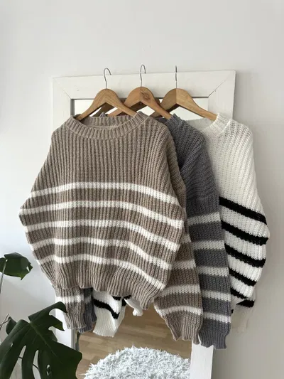 Sweater Merlina