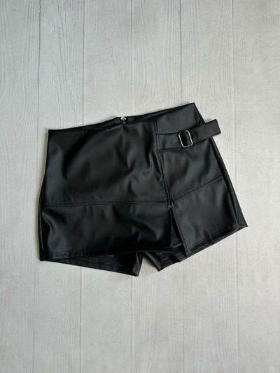 Short Pollera c/pasador y Recorte Cuerina