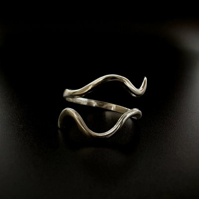 ANILLO DE PLATA ONDAS AJUSTABLE