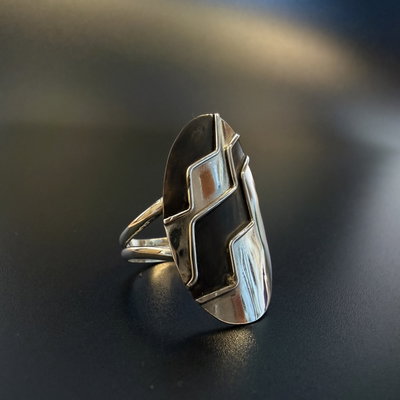 ANILLO DE PLATA CORTEZA ÓVALO