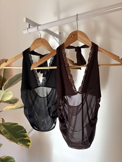 TOP MARILYN CON ENCAJE