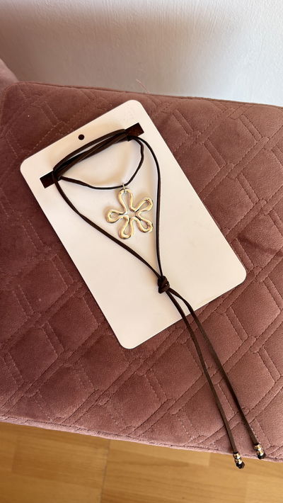 CHOKER FLOR CHOCO