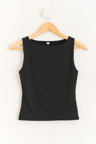 REMERA AMBER NEGRO