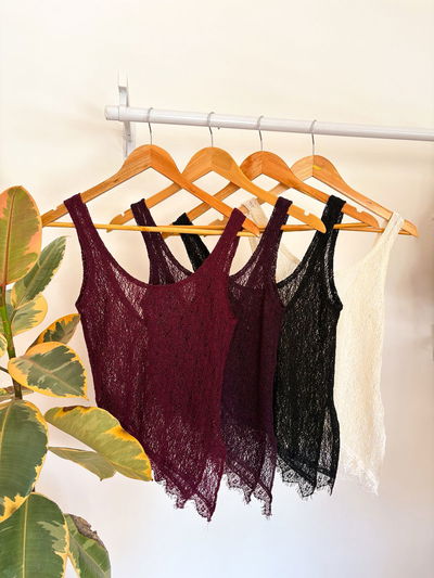 TOP ENCAJE (varios colores)