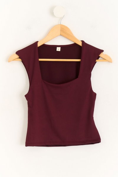 REMERA ESCOTE CUADRADO (talles) BORDÓ