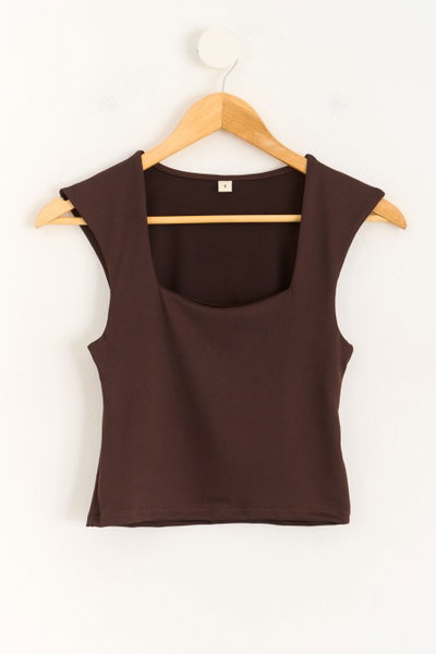 REMERA ESCOTE CUADRADO (talles) CHOCO