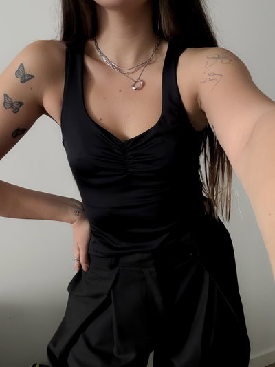 MUSCULOSA AITANA NEGRA