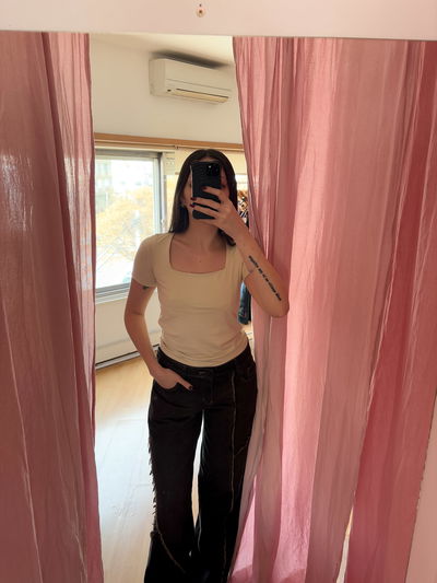 REMERA MADDY BEIGE