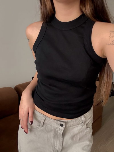TOP BASIC NEGRO