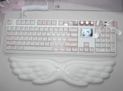 Reposamuñecas Alas ♡ 