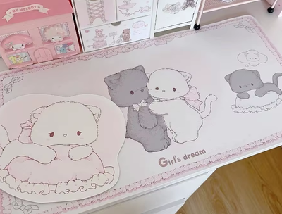 Mouse pad gatitos abrazándose ♡ 