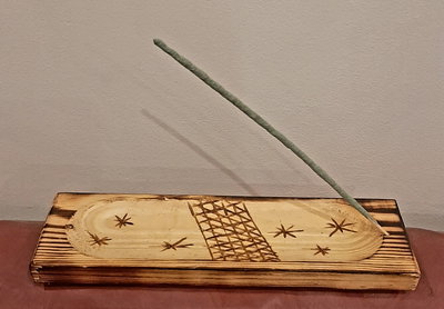 PORTA SAHUMERIO DE MADERA RECTANGULAR