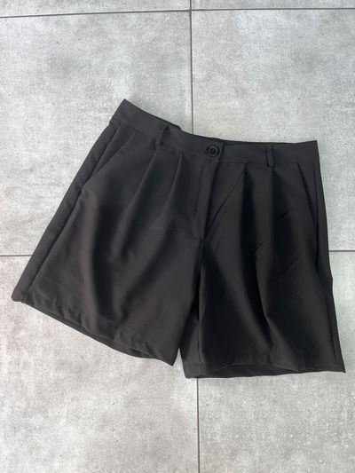 Short Bermuda Sastrera