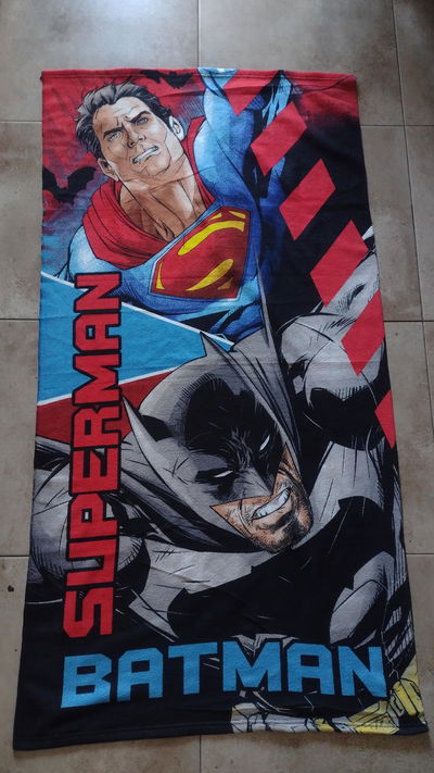 Toallón infantil Superman y Batman 140 x 70 CM