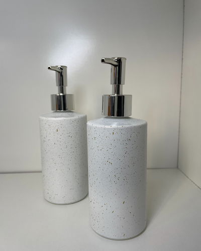 Dispenser Blanco con dorado