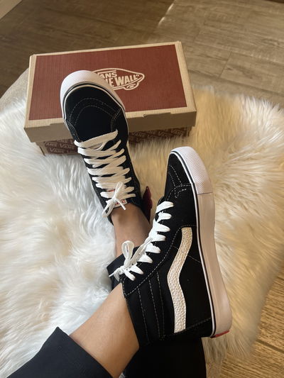 Botitas Vans negras clasicas