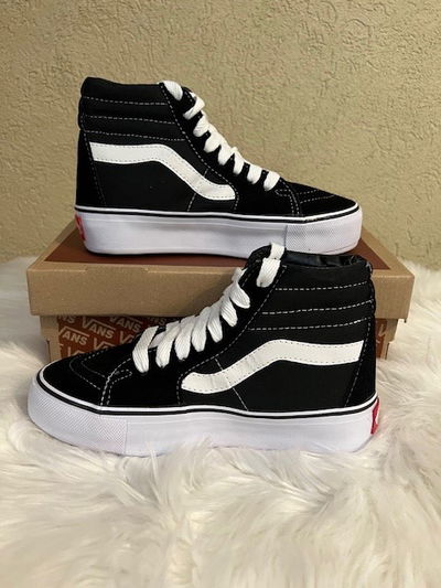 Botitas Vans negras con PLATAFORMA
