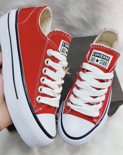 Converse con plataforma solo talle 35