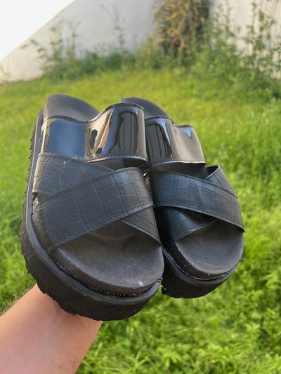 Sandalias en liquidación