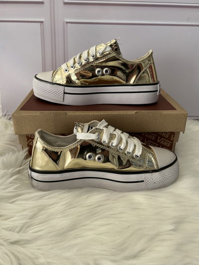 Zapatillas con plataforma doradas espejo
