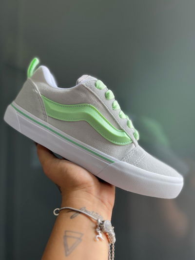 Zapatillas Vans KNU gris con verde